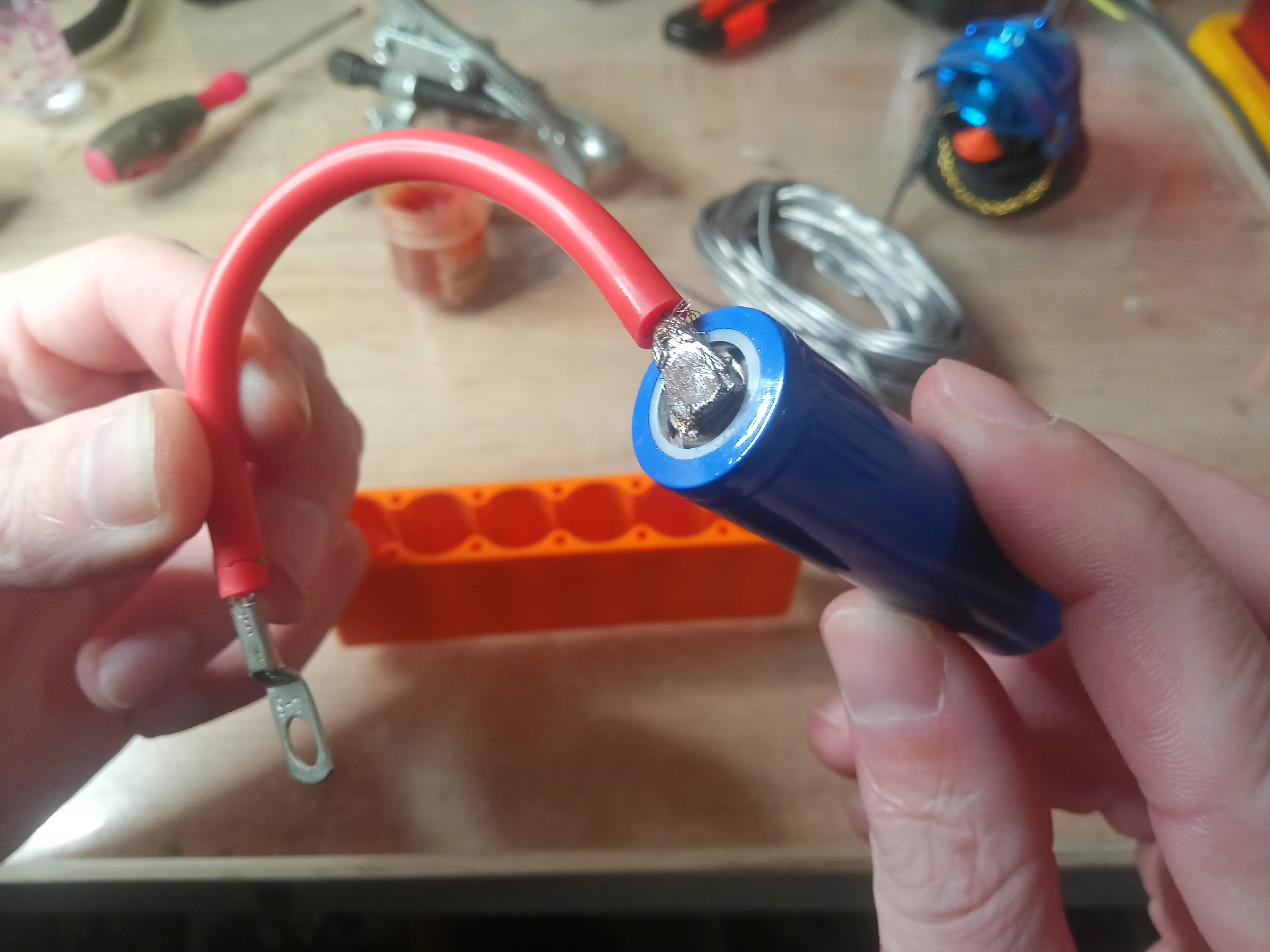 провода для прикуривания 500 а (к-кт) alca 2,5 м. провод на акб бмв. какой кабель для аккумулятора. провода пусковые аллигатор 600 ампер. какой кабель для аккумулятора.