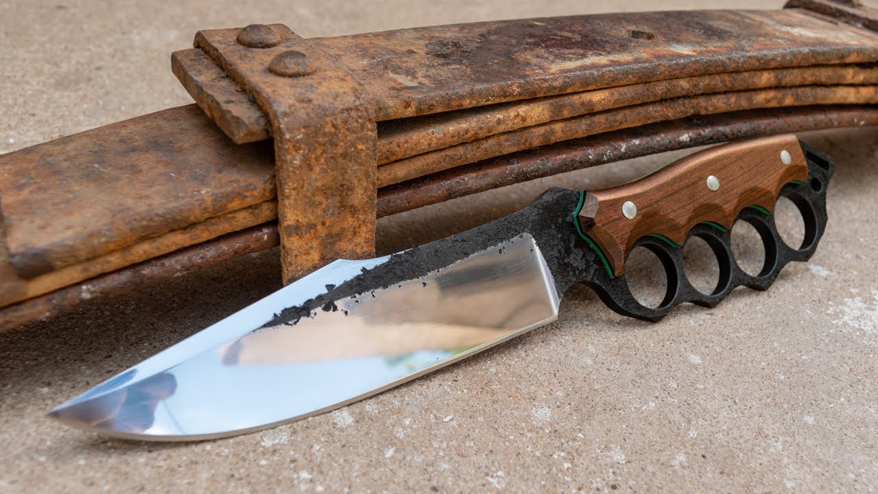 Макарунс. Как сделать нож макарун. Flip knife standoff 2 чертеж. Пирожные макаронс. Нож джекомандо из бумаги.