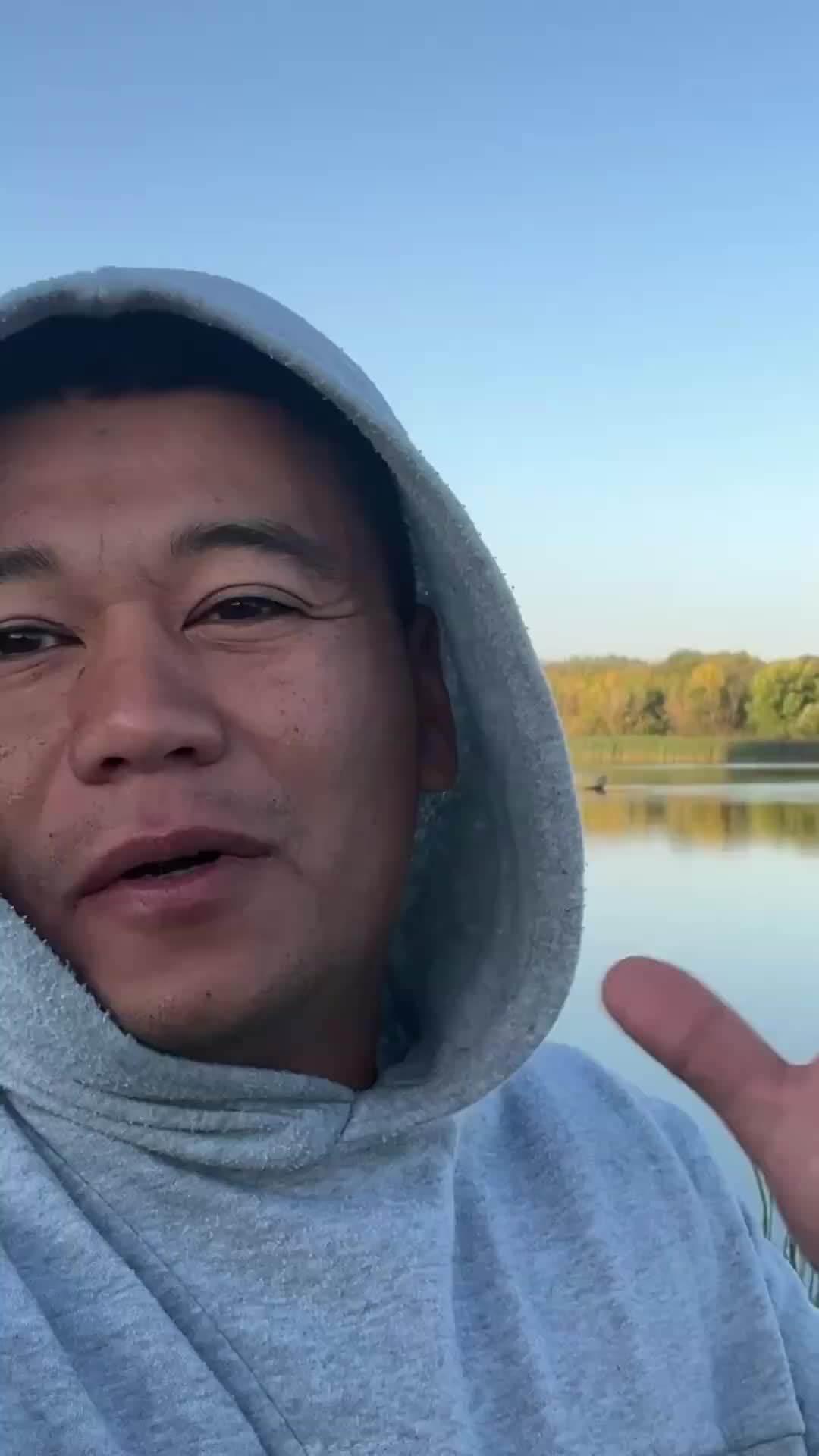 Почему тебя забрали небеса. Папа моего брата он мой. Она его любила а он наоборот стих. Леня из братиков. Тебя забрали небеса стихи.