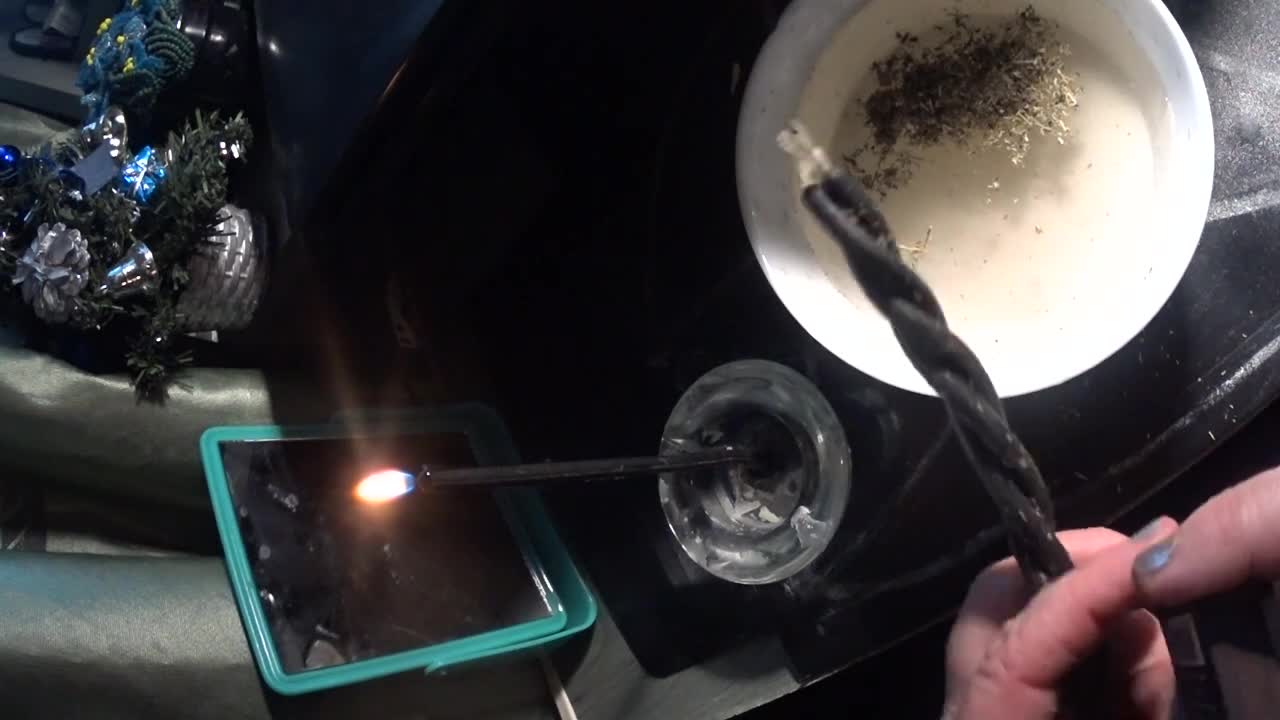 нужно почистить. как чистить наружную сторону зубов. правильная чистка зубов. нужно чистить зубы. чистить зубы утром и вечером.