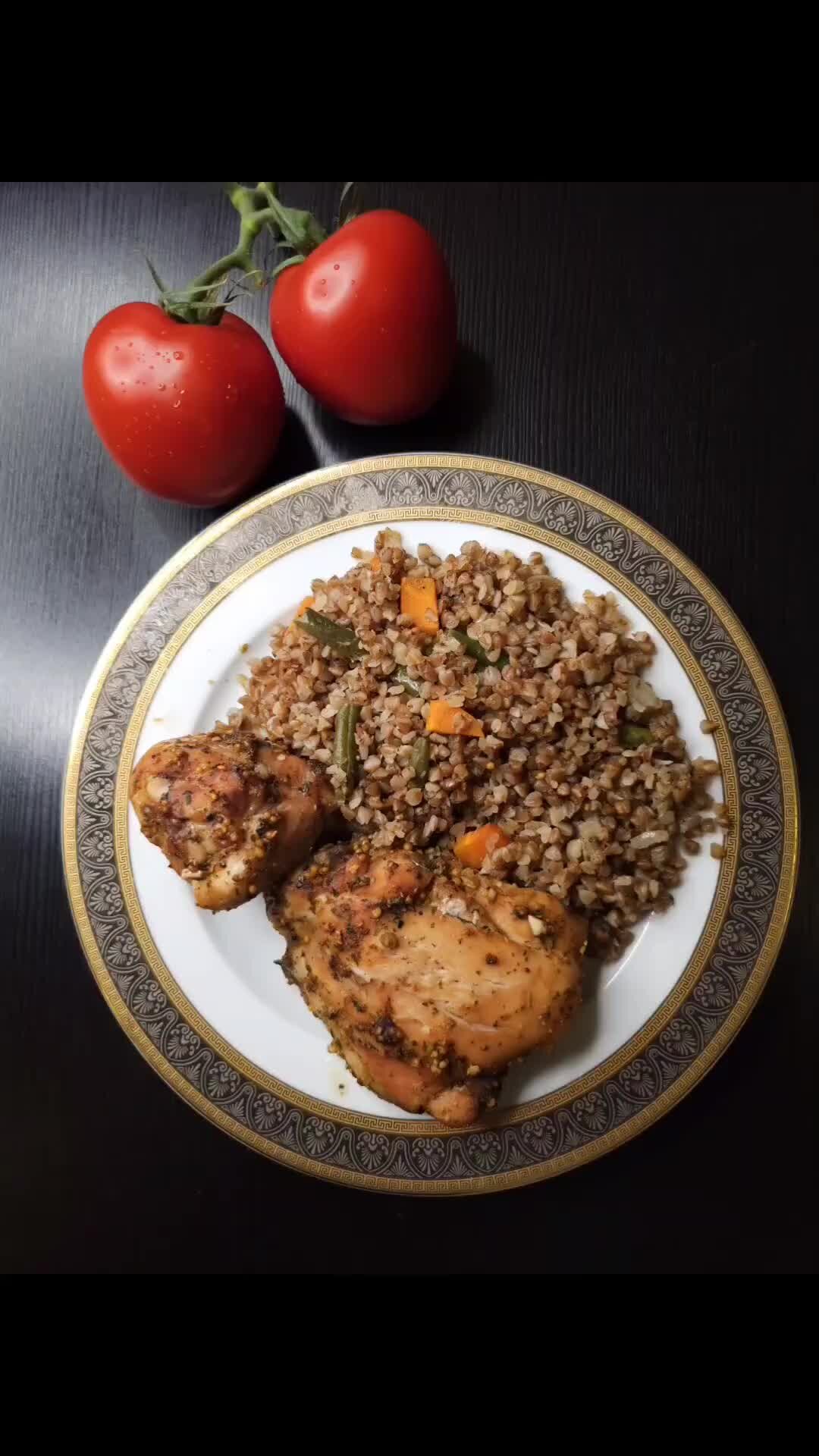 куриные котлеты с гречкой. гречка с котлетой. гречка с котлетами в духовке. постные котлеты из гречки с грибами. гречанки котлеты.