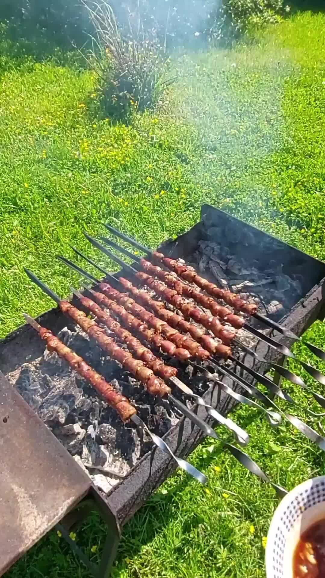 сколько нужно мяса на 1 человека на шашлык. шашлык машлык. мцвади хоровац. барбекю мясо. шашлык.