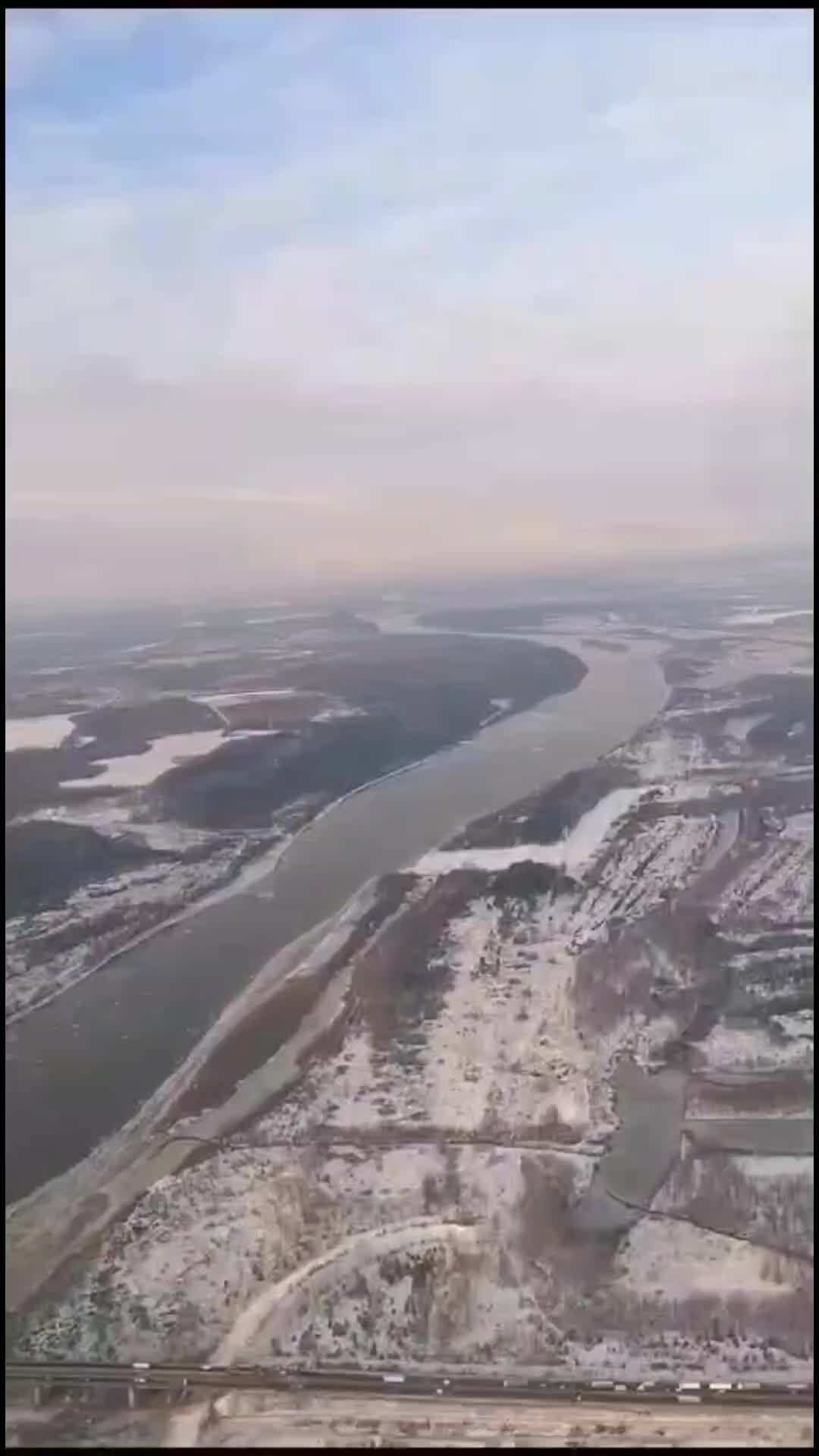 Ярослав Гунин | Пролет над Окой #река #ока #вода #самолет # ...