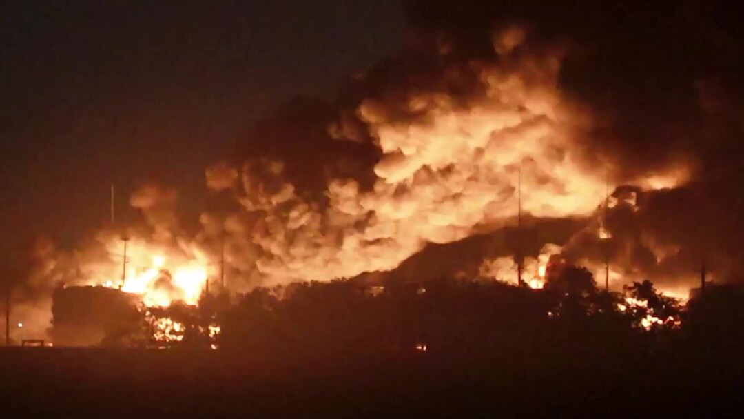 Пожарная площадь. Пожар в ростове на дону пролетарске. Трагедии в пролетарске. Пожар в ростове на дону пролетарске. Пожар в ростове-на-дону сейчас на красном аксае.
