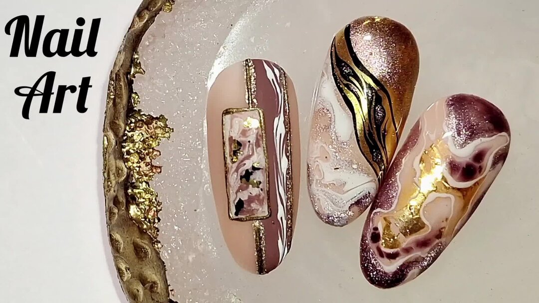 Красные новогодние ногти 2021. Ногти новогодние идеи 2024. Ногти новогодние идеи 2024. Новогодние ногти 2021. Ногти новогодние идеи 2024.