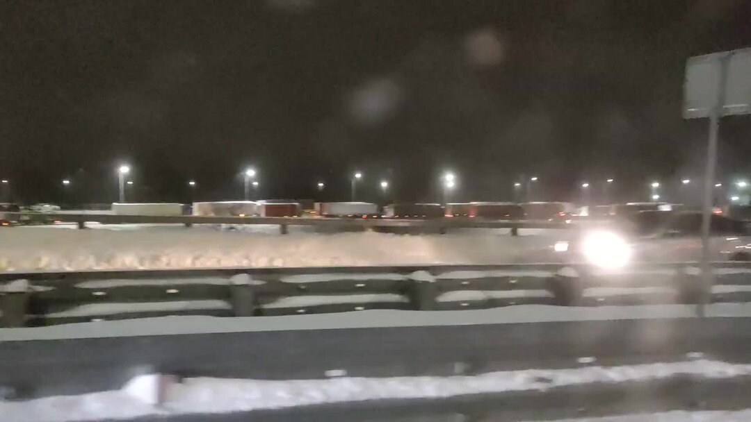 Трасса м4. Пробки трасса м4 дон новочеркасск. Гигантская пробка на м4. Пробка м4 ростов. Пробки м4 каменск-ростов.