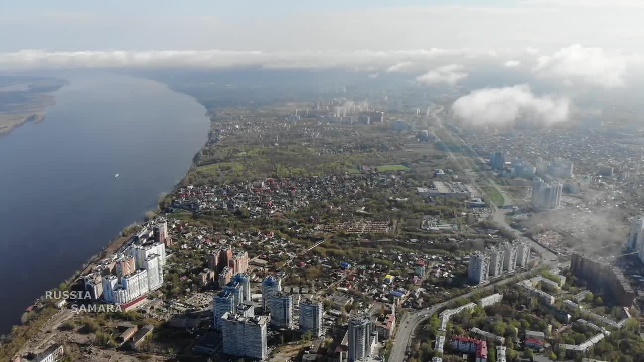 Самара видео города. Самара с высоты птичьего полета. Город Самара с птичьего полета. Город Куйбышев с высоты птичьего полета. Г. Октябрьск, Самарская область с высоты птичьего.