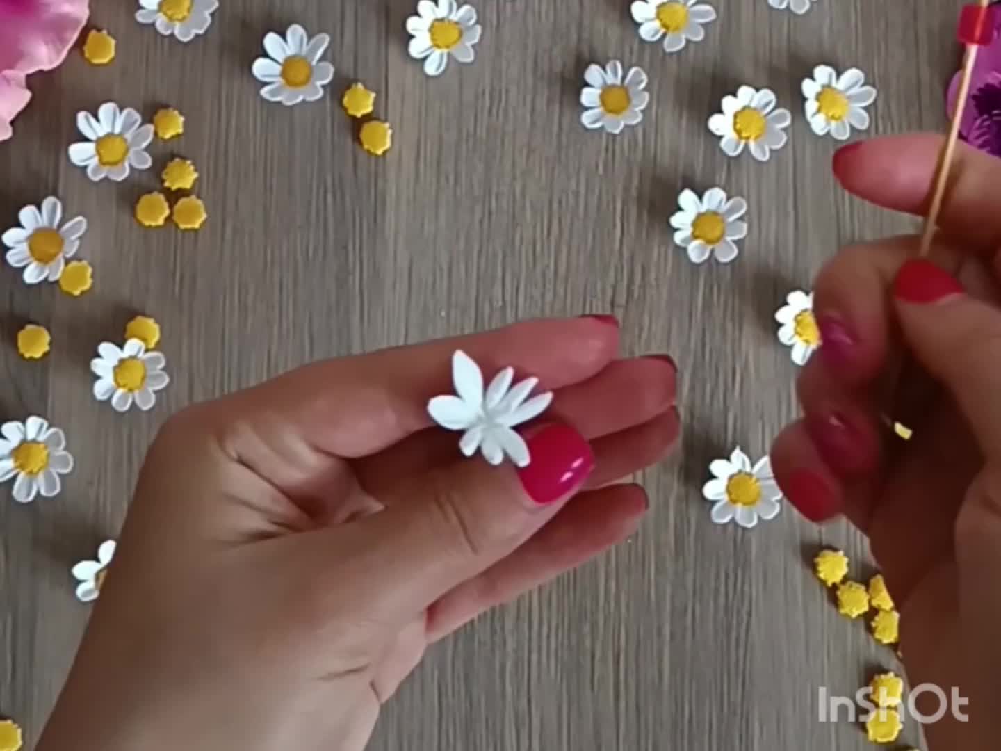 Глина для лепки из клея. Полимерная глина для лепки. Как сделать глину в домашних условиях. Изделия из полимерной глины. Как сделать полимерную глину без.