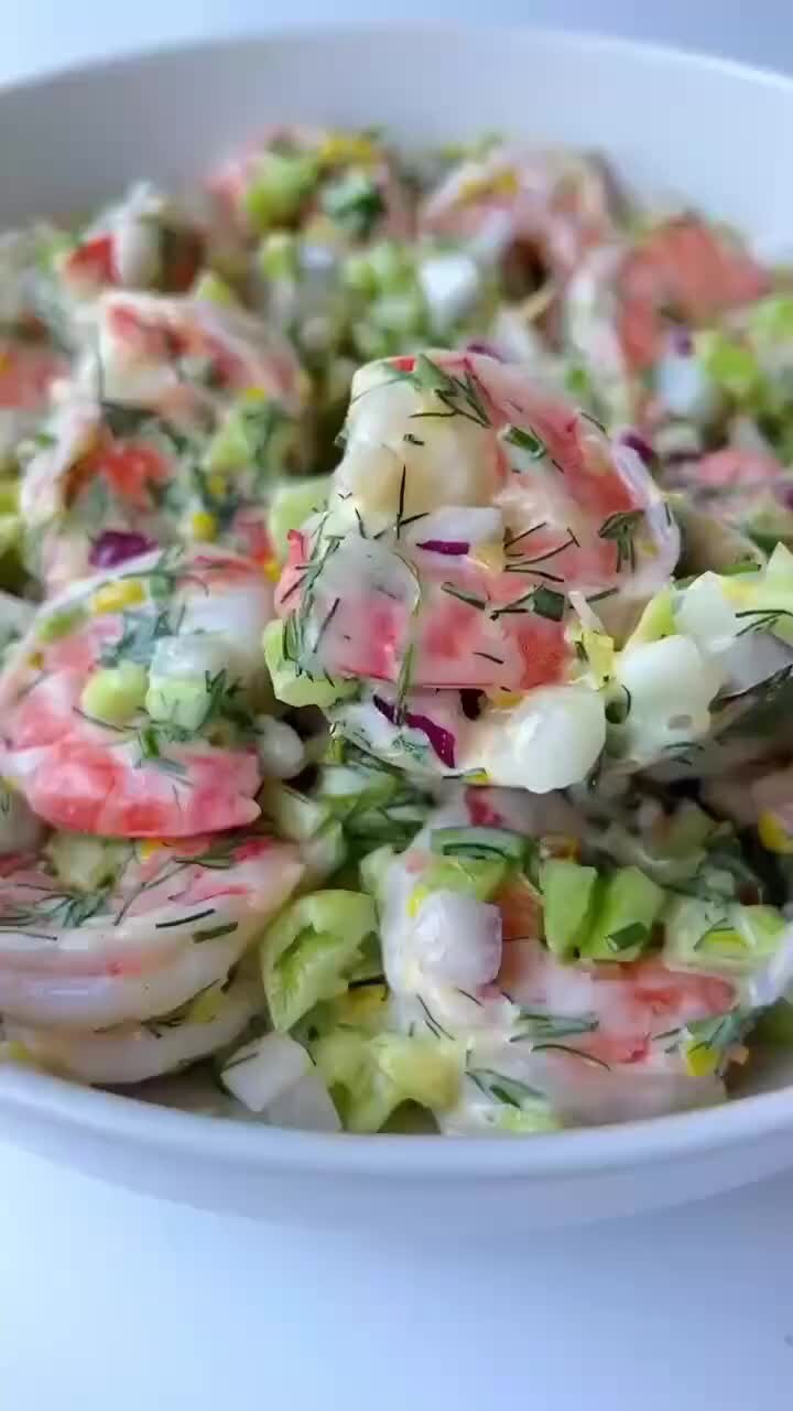 Food.ru — Главная кухня страны | Сливочный салат с креветками 🦐 Пошаговый  рецепт — в комментариях! | Дзен