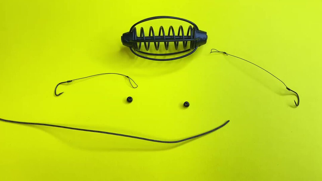 Jig lures and their equipment for spinning: installation