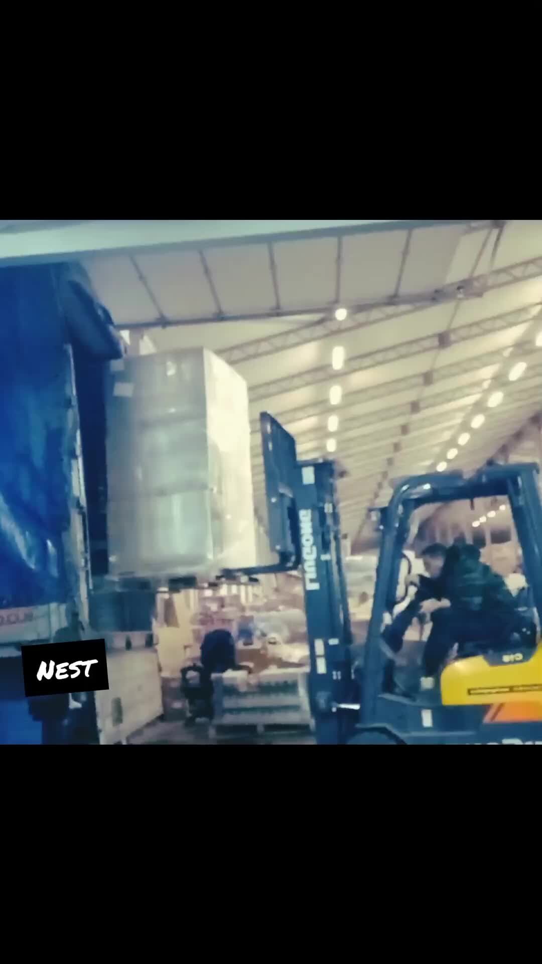 комплектовщик на склад озон. упаковщик озон. озон вахта. Ozon комплектовщик. озон работа вахтой на складе.