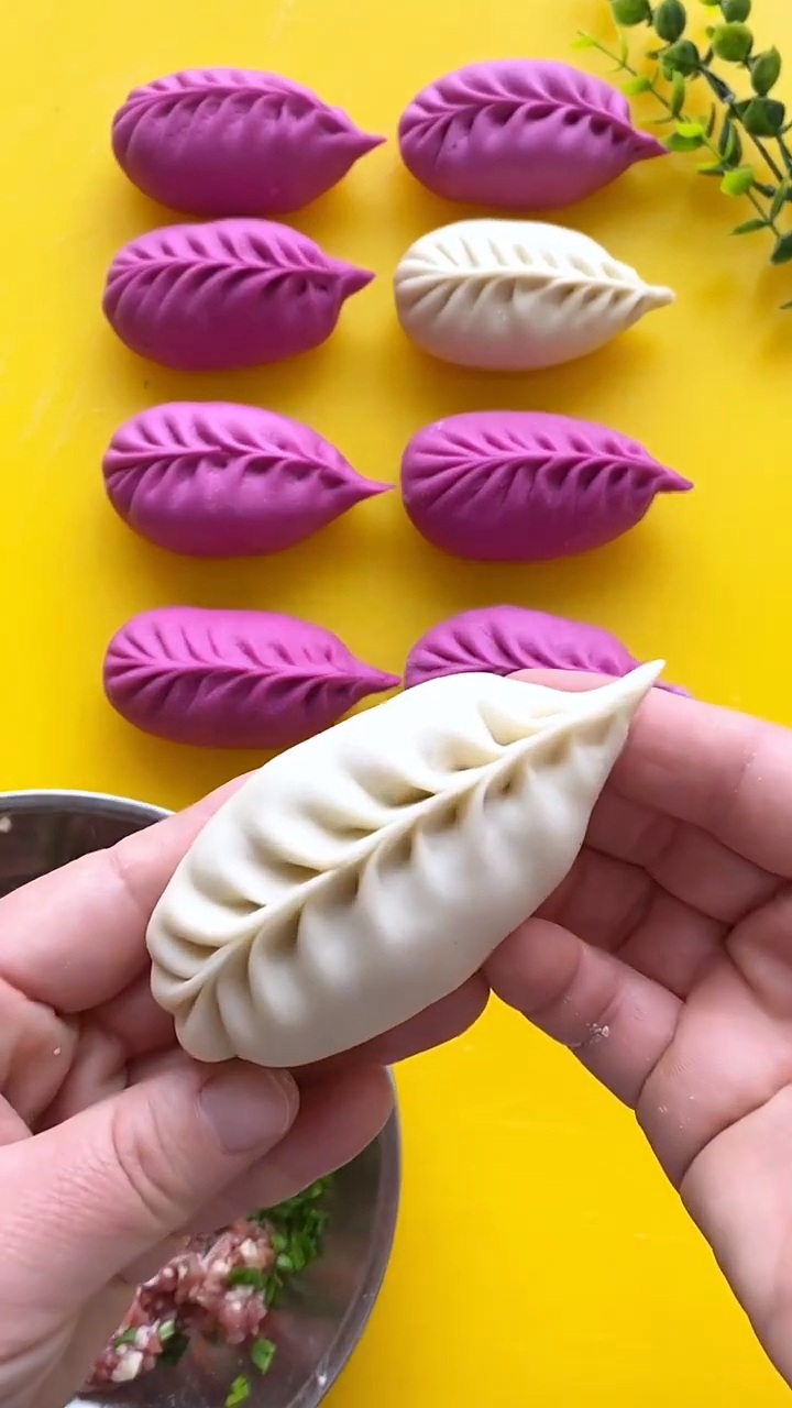 Лепка мантов варианты. Как лепить манты видео лепка. Лепка мантов способы. Разная лепка мантов. Как лепить манты видео лепка.