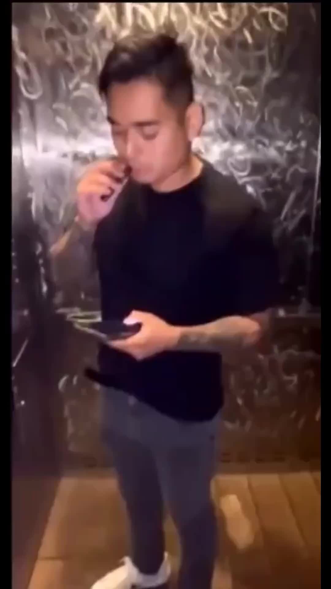 пост удален автором. убирают посты. удаление поста. удаление поста. убирают посты.