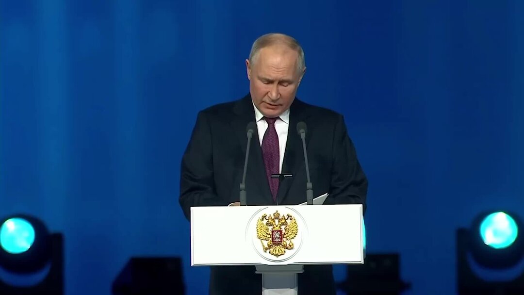 детские пособия путинские выплаты. сумма путинских детских. путинское пособие на первого ребенка в 2021. сумма путинских детских. путинские выплаты на детей.