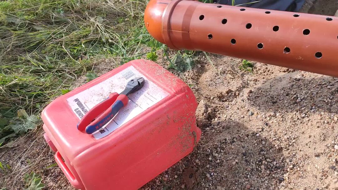 Pt.13. Укладка дренажной трубы, продолжение | Lane House | Дзен