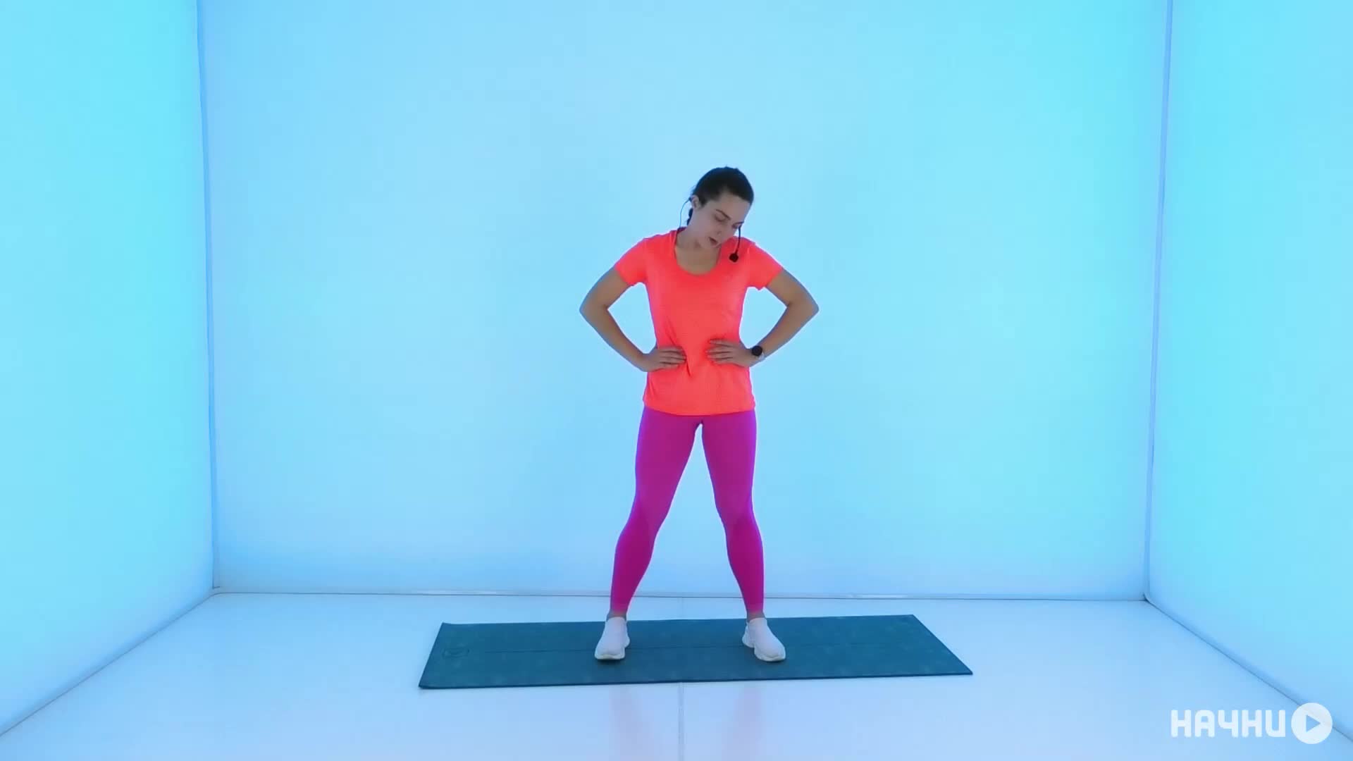 Степ аэробика vi-степ. Включи фитнес для начинающих. Body sculpt фитнес тренировка. Степ-аэробика фит. Танцевальная аэробика для похудения.