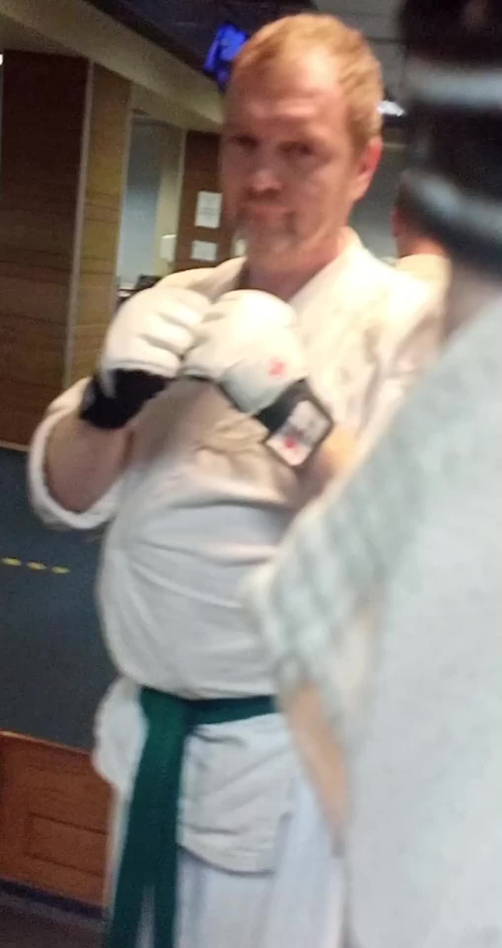 Женщина среднего возраста. Достигает 50 лет. Женщина 50. Спортивная женщина 50 лет. Спортивные женщины в возрасте.