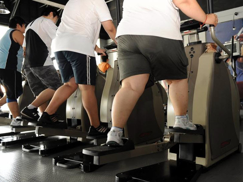 Сколько людей в россии занимаются спортом