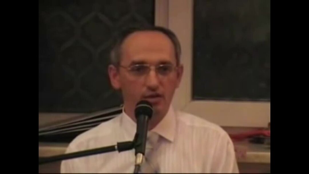 отношение видео. отношение видео. супружеская пара в постели. парочка в постели. страстные поцелуи.