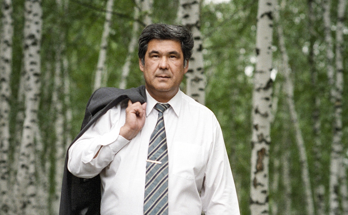 Где сейчас находится тулеев. Аман Тулеев. Аман Тулеев 1997. Аман Гумирович Тулеев в молодости. Аман Тулеев в молодости.