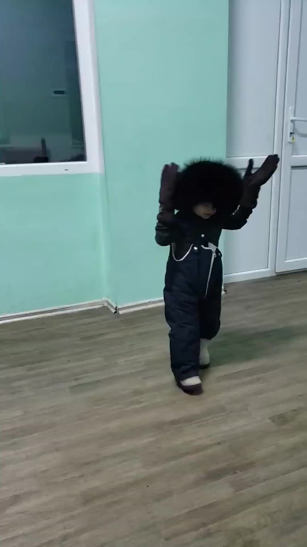 под шапкой текст. сладков н. под шапкой-невидимкой | сладков николай иванович. николай сладков шапка невидимка. белый снег пушистый в воздухе кружится.