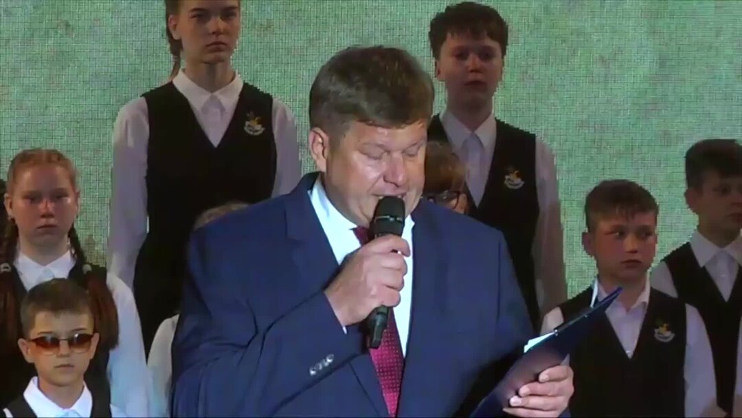 кем назначается сигнальщик. установленный порядок обмена сигналами с крановщиком. сигналы обмена между стропальщиком. при каких работах стропальщиком назначается сигнальщик. кем назначается сигнальщик.