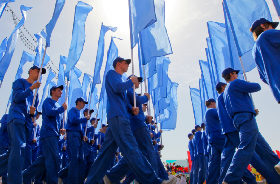 Спортивный парад. Спортивное шествие.