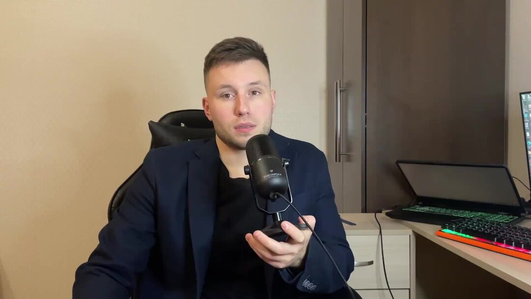 любовь хулигана. стихотворение любовь хулигана. цитаты ленина о капитализме. клал на закон песня. ансамбль блатных песен.