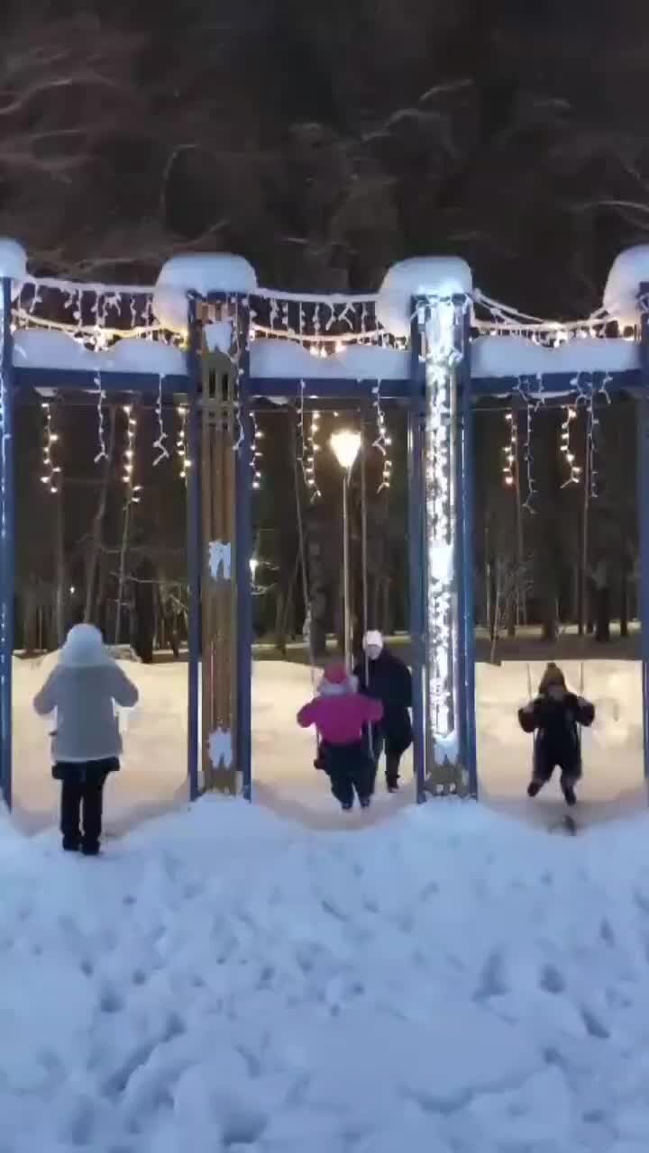 парк швейцария нижний новгород режим. парк швейцария колесо обозрения. площадь парка швейцария в нижнем новгороде. приокский район парк швейцария. парк швейцария нижний новгород нижний 800.