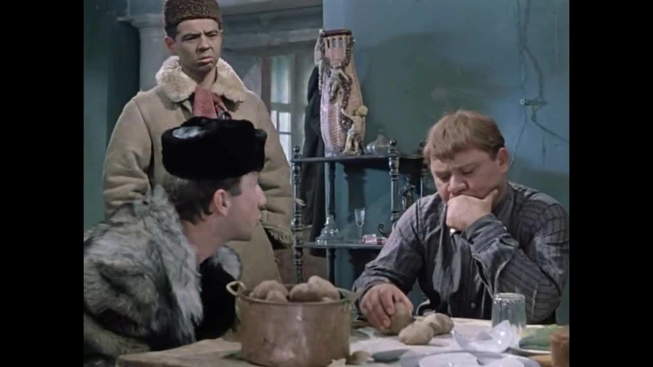 Доцент надо. Джентльмены удачи фильм 1971 доцент. Доцент кино джентльмены удачи. Никулин джентльмены удачи. Гайдай джентльмены удачи