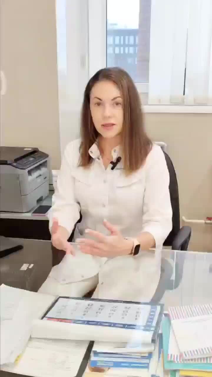 Женщина на гинекологическом кресле. Почему ходят к гинекологу. Обследование женщин. Гинекологическое обследование. Женщина на гинекологическом кресле.