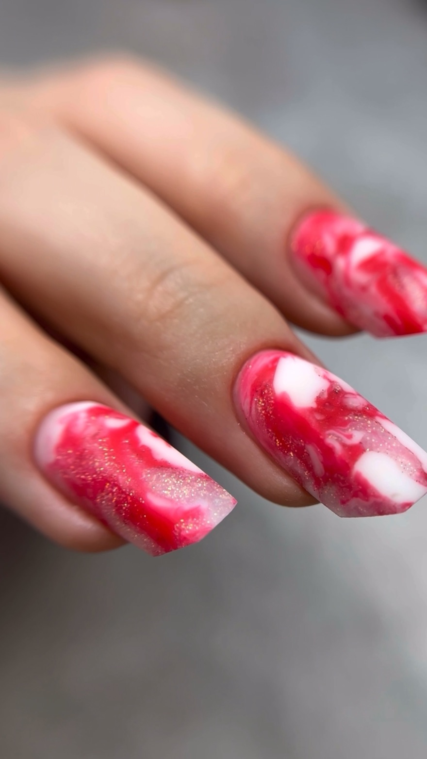 акрил для ногтей. наращивание ногтей. наращивание ногтей формах дому. нарощенные ногти в салоне. наращивание ногтей формах дому.