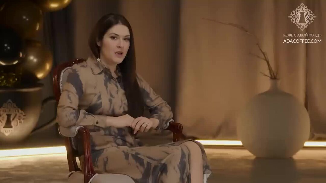 Бизнес люди. Добропожалаовать домой. Картинка фон приглашаем на работу. Доминик торетто семья в жизни. Мужчина указывает.