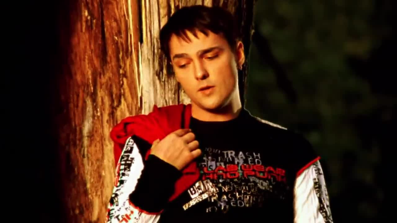 Песня шатунова падают листья. Юра Шатунов 2002. Шатунов и Кузнецов.