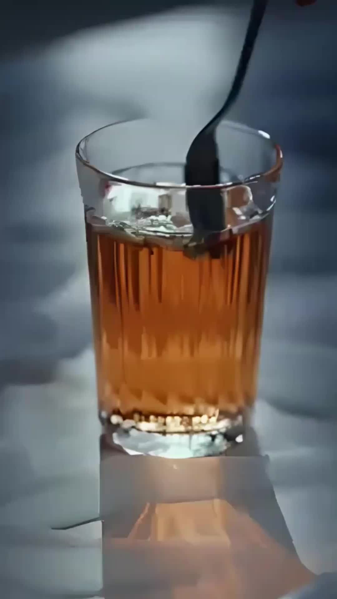 стаканчики граненые упали со стола. песня стаканчики граненые упали. стаканчики граненые упали со стола ноты. польских в х/ф отставной козы барабанщик. окрасился месяц багрянцем слова.