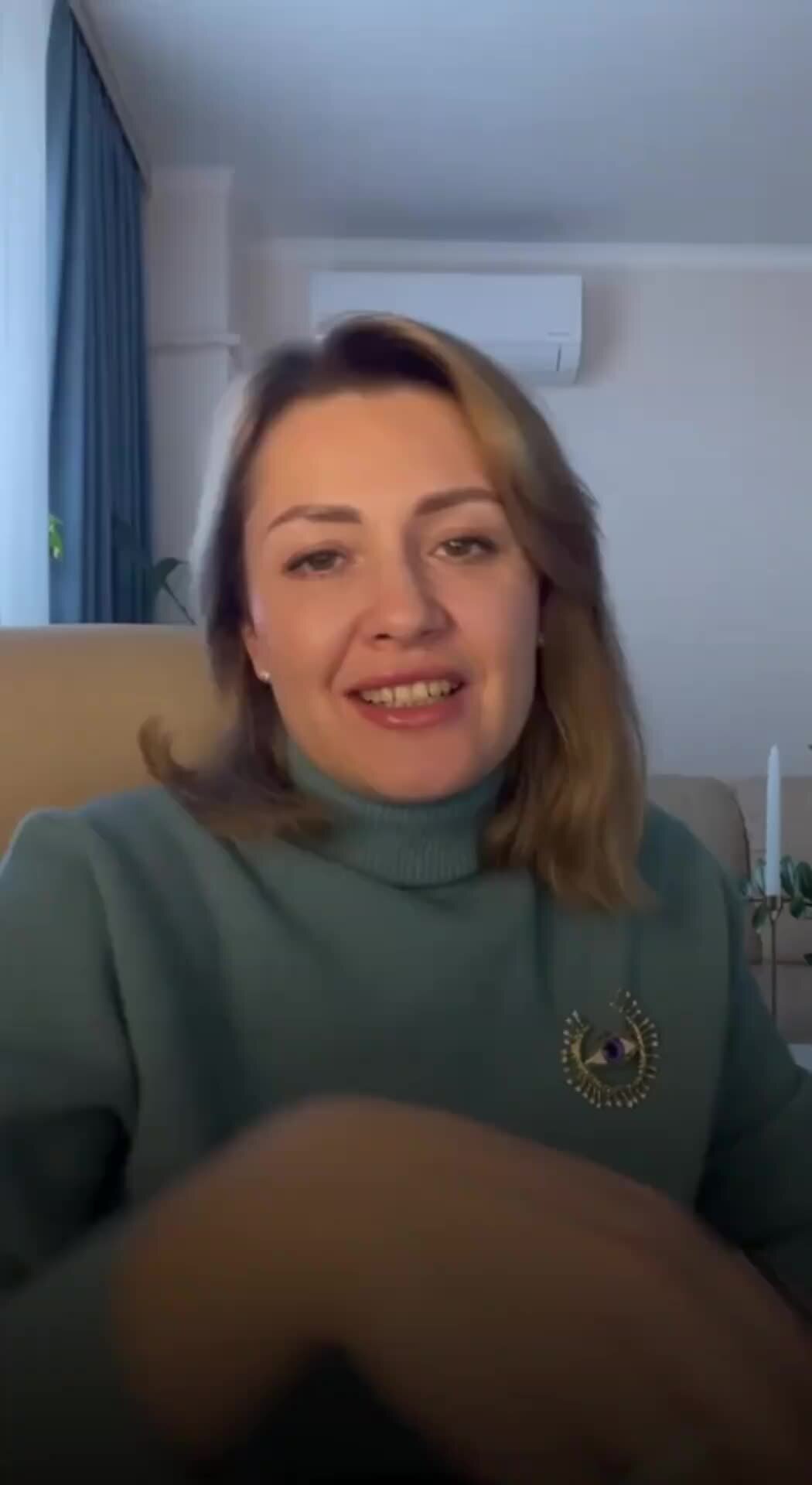 психолог психоаналитик. психолог психоаналитик. валерия ященко. женщина коуч. прием у психолога.