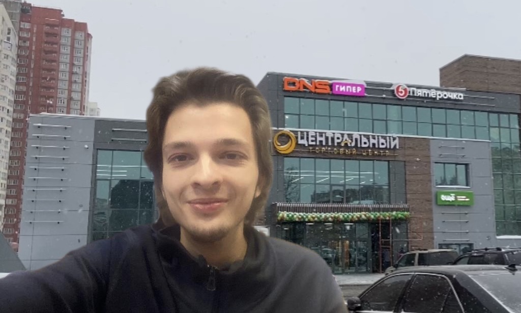 Тц океания москва. В каком году открыли торговый центр. Трц грозный молл проект. Открытие торговой точки. Ступеньки в торговом центре.