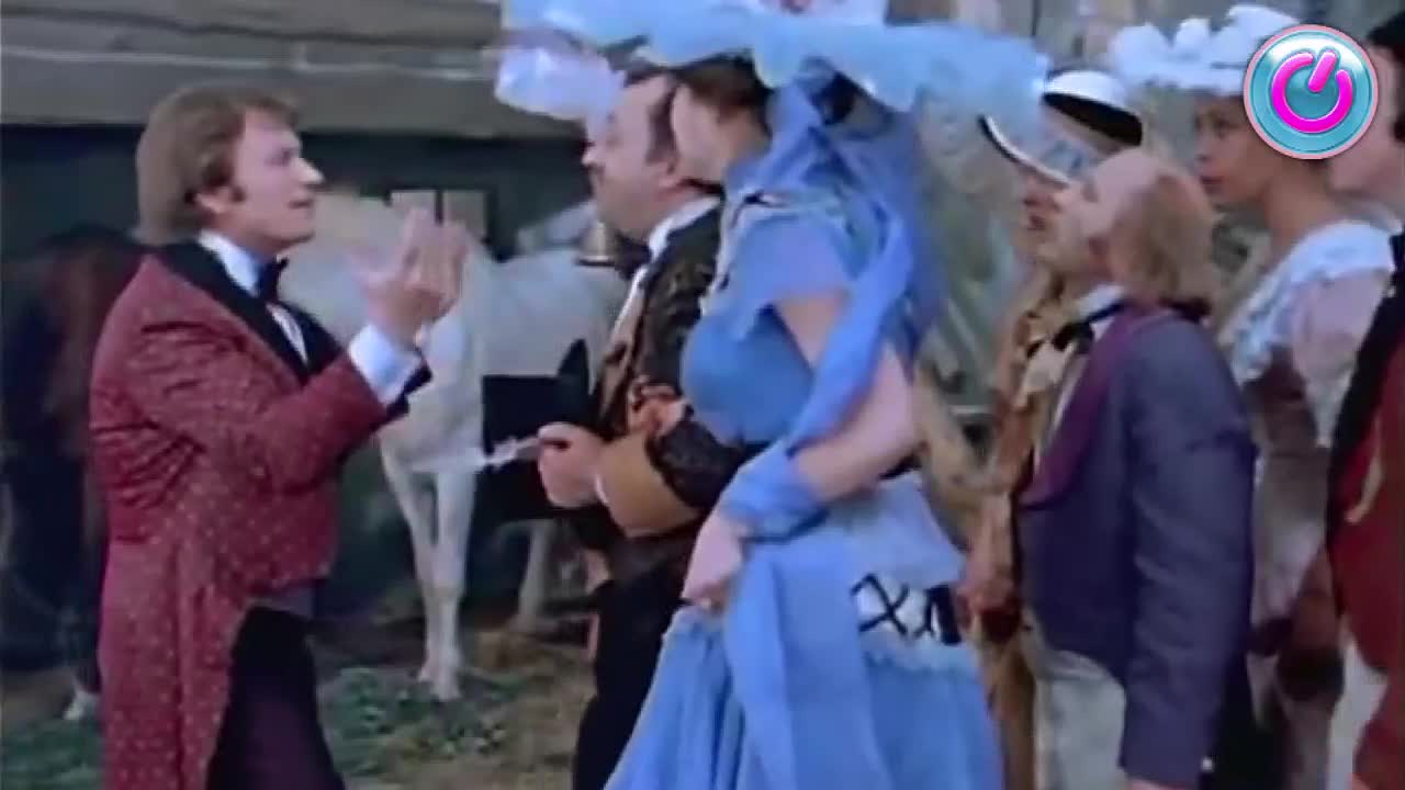 Бабочка бяк бяк бяк. Бабочка бяк бяк бяк. Бабочка бяк бяк бяк. Лягушка с крыльями бабочки эстетика. Крылья бабочки.