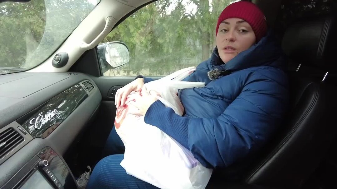 Она и нет ее. Любовь либо есть либо ее нет высказывания. Дружба она либо есть либо нет. Цитаты про то что любви нет. Она и нет ее.