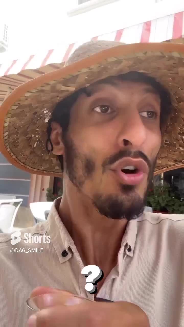 Мечта смех. Как избавиться от уныния. Улыбка подростков. Дети с цветами. Позитивные эмоции.