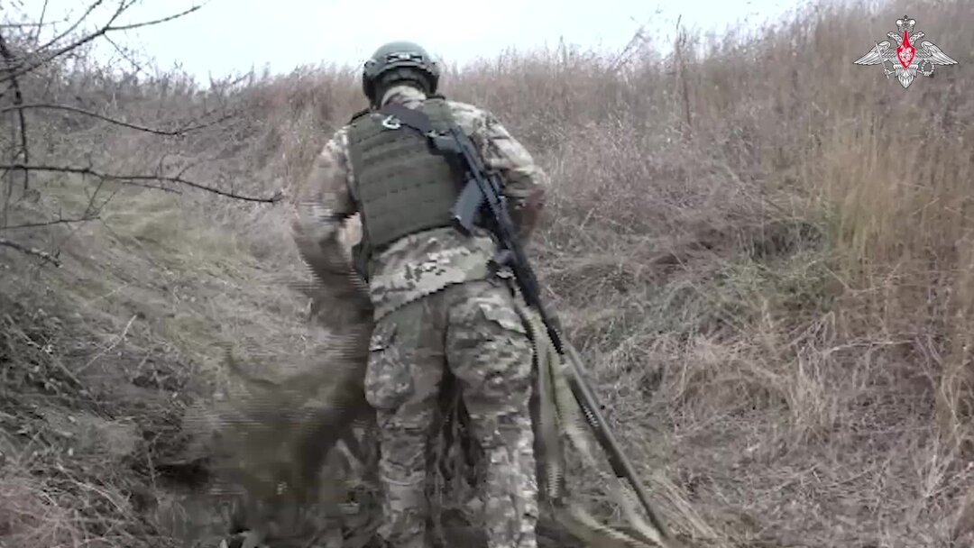 Как повалить оппонента. Игровые мемы. Борьба самбо харлампиев. Не дают противнику. Приемы для защиты от нападения.