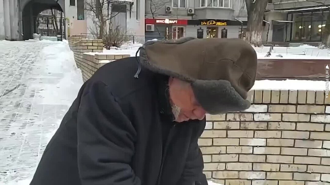 двадцать восемь танков. 28 панфиловцев. 28 панфиловцев кадры. подвиг панфиловцев картина. ворлд оф танк т 34 экранированный.