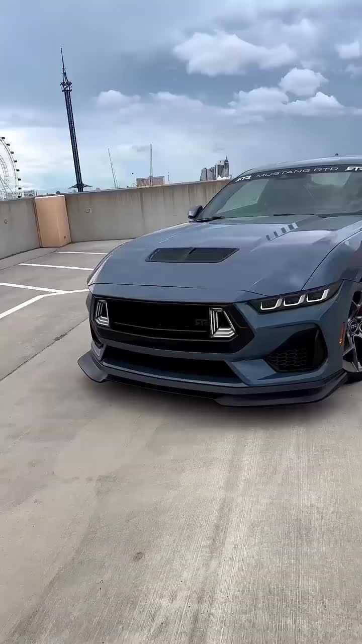 Adam LZ RTR Mustang