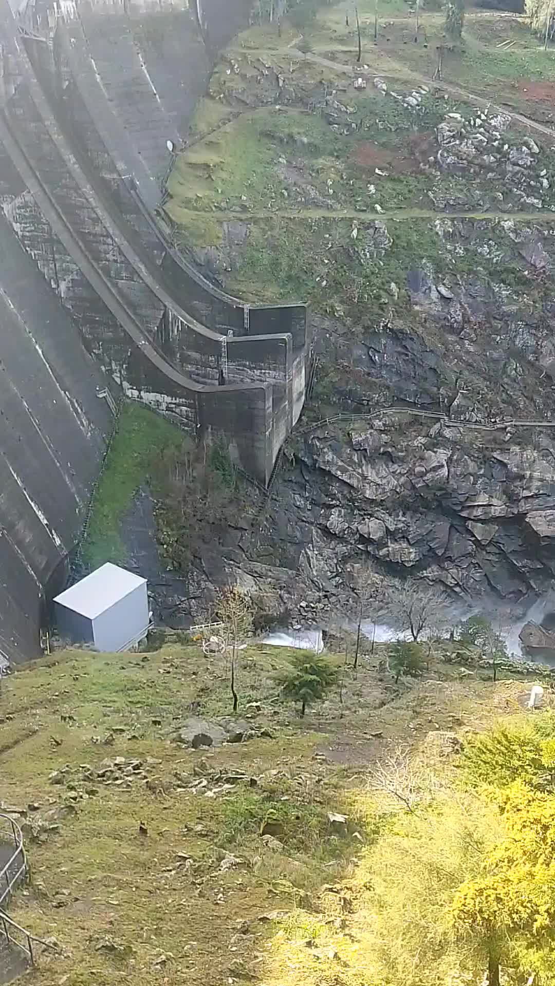 Дамба 1