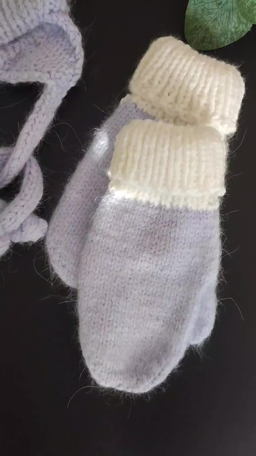 вязать варежки на год. вязать варежки на год. варежки спицами для начинающих на 5. двойные варежки. детские вязаные варежки.