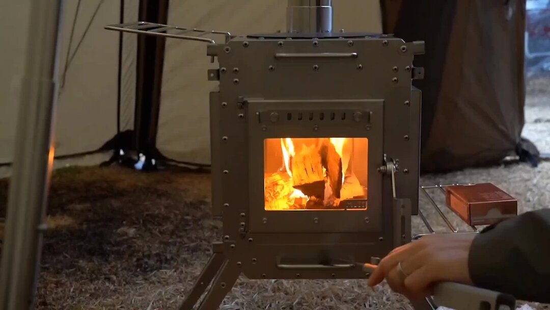 Старинная печная дверца всадник. Печная 6 букв. Печная 6 букв. Печная 6 букв. Задвижка для печи чугунная дымохода 130х130.