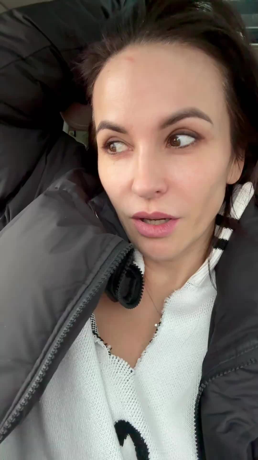 Почему человек поступает плохо. Если не знаешь что делать. Личность проявляется в поступках. Очень тяжело на душе цитаты. Безразличие к человеку.