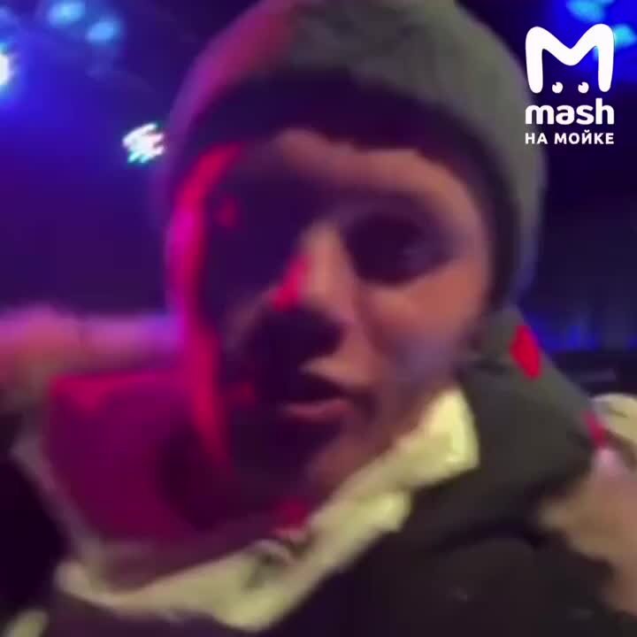 Драка в петербурге. Массовая драка в санкт-петербурге. Думская улица перестрелки. Массовая драка в метро. Драки спб торговый центр.