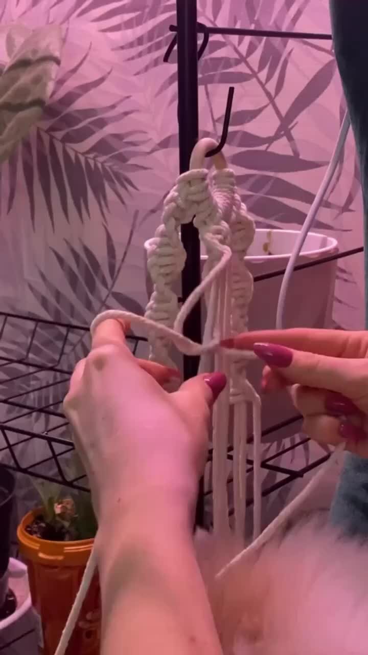 заполните третью колонку таблицы. закрепить столбцы в эксель. картинки по гап страхованию. постепенно заполнить. преобразовать материал статьи в таблицу.