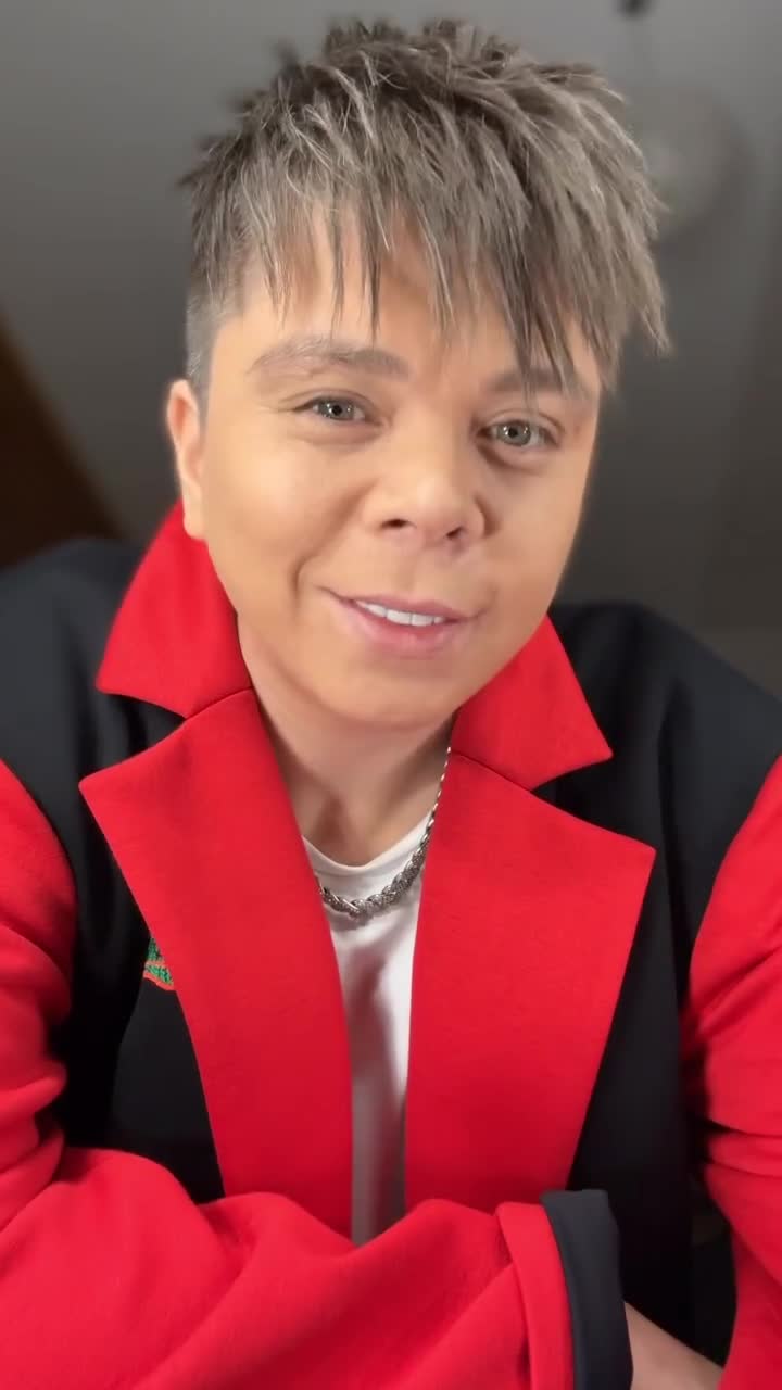 28 элвин грей. Элвин грей. Элвин татарка. Элвин грей. Элвин певец.